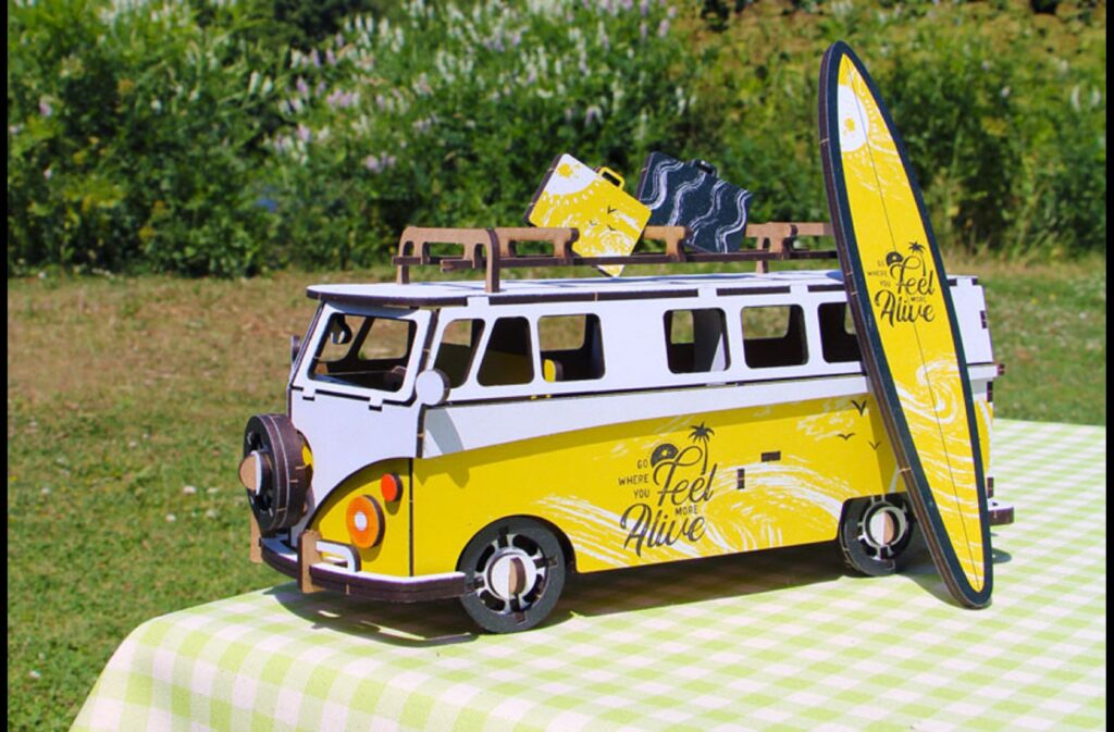 Volkswagen T1 bus red or turquoise